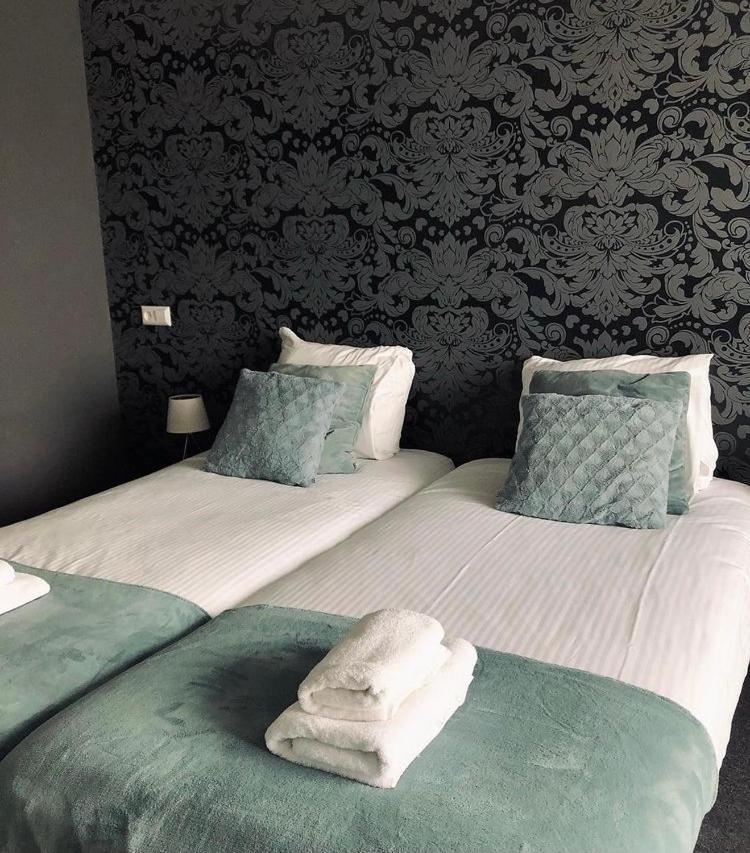 Hotel Molengroet Noord-Scharwoude Extérieur photo